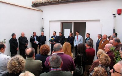 Inaugurado oficialmente el archivo histórico y biblioteca de la Diócesis de Guadix-Baza, un proyecto subvencionado por el GDR de Guadix