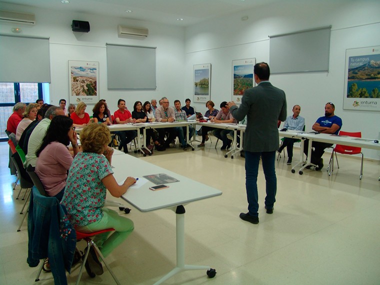 La participación continúa en el GDR de Guadix. Hoy se han celebrado otras cuatro mesas temáticas.