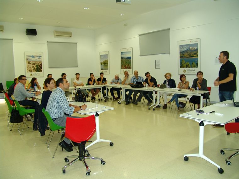 Tercera reunión del Foro Comarcal en el GDR de Guadix