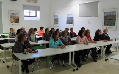 El GDR de Guadix expone la Estrategia de Desarrollo Local LEADER 2016-2020 a las asociaciones de mujeres de la comarca de Guadix