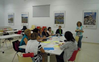 La Federación de Asociaciones de Mujeres de la comarca de Guadix “Sulayr” recibe una ayuda de 12.500 € del Instituto Andaluz de la Mujer